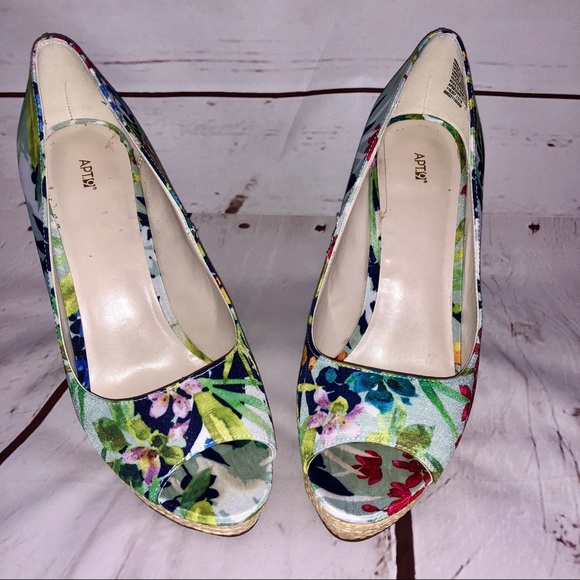 Apt. 9 Beignet Floral Peep Toe High Heel Platform - Picture 4 of 5
